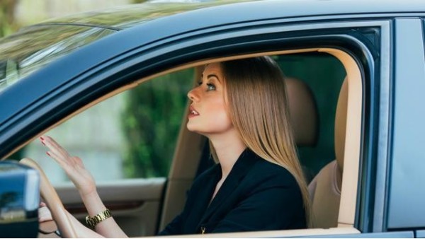 明明很認真的做保養，可汽車車窗玻璃還是有吱吱聲？