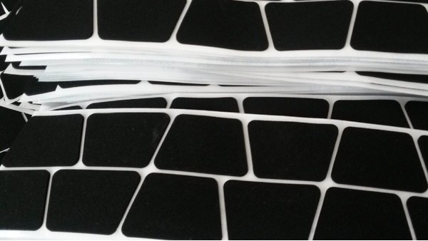 從不同的角度出發，EVA泡棉內襯可以分為哪些類型？